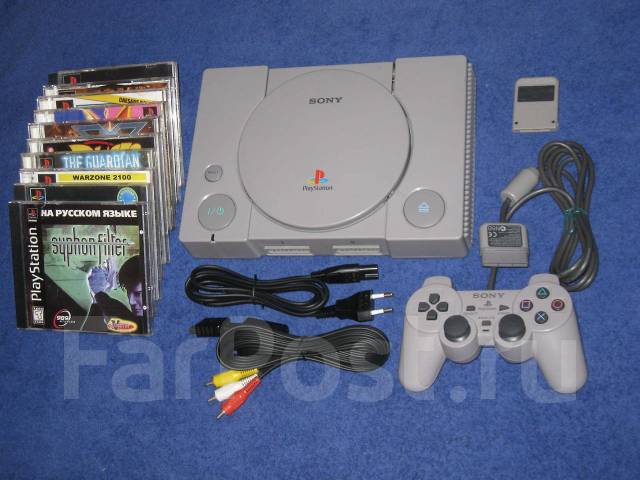 Модель приставки. Ps1 ps2 Sega приставка Али. PLAYSTATION 1 SCPH-5552. Сони плейстейшен 1 комплектация. Sony PLAYSTATION 2001.