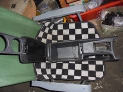 Подлокотник. Toyota: Caldina, Celica, Carina ED, Corona Exiv, MR2, Curren