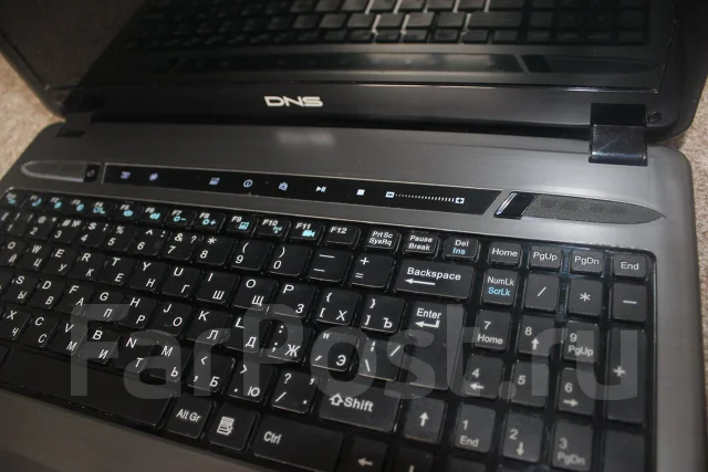 DNS. 2,4����, ��� 4 ��, ���� 750���, WiFi: 1, Bluetooth: 1, ����������� �� 2��. ����