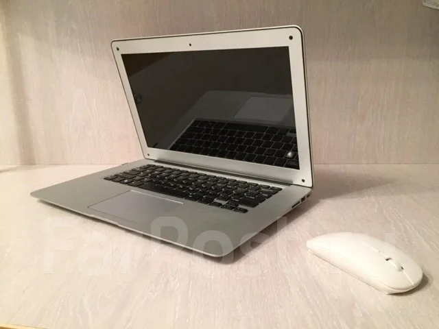 Apple MacBook Air. ��� 4 ��, ���� 500���, WiFi: 1, ����������� �� 5��. ����