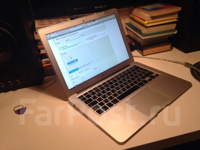 Apple MacBook Air 13 2012 Mid MD231. ��� 4 ��, ���� 128���, WiFi: 1, Bluetooth: 1, ����������� �� 9��. ����