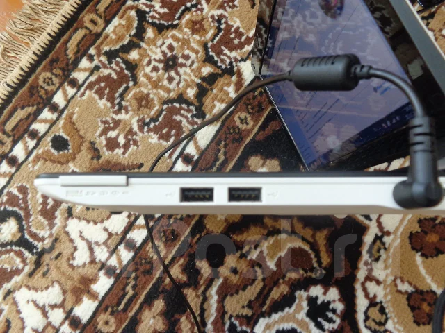 Acer Aspire One D250. 1,6����, ��� 2048 ��, ���� 160���, WiFi: 1, ����������� �� 2��. ����
