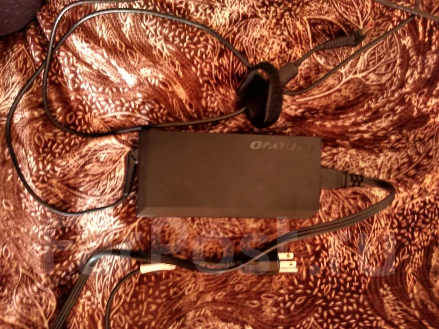 Lenovo IdeaPad Y500. 2,4����, ��� 8 ��, ���� 1 000���, WiFi: 1, Bluetooth: 1, ����������� �� 3��. ����