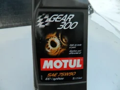 Motul. 75W90, ������������� ����
