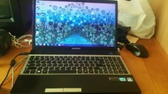 Samsung 300V5A. 2����, ��� 6 ��, ���� 610���, WiFi: 1, Bluetooth: 1, ����������� �� 3��. ����