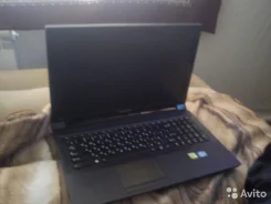 Lenovo V580c. 2,6����, ��� 6 ��, ���� 500���, WiFi, Bluetooth, ����������� �� 6��. ����