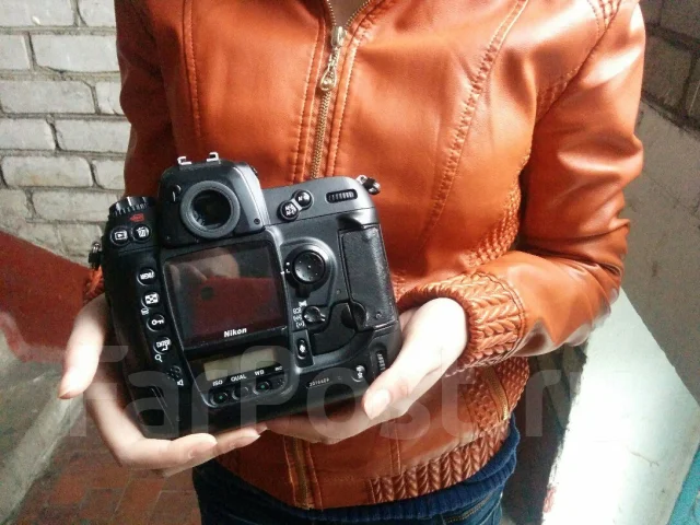 Nikon D2Hs ����