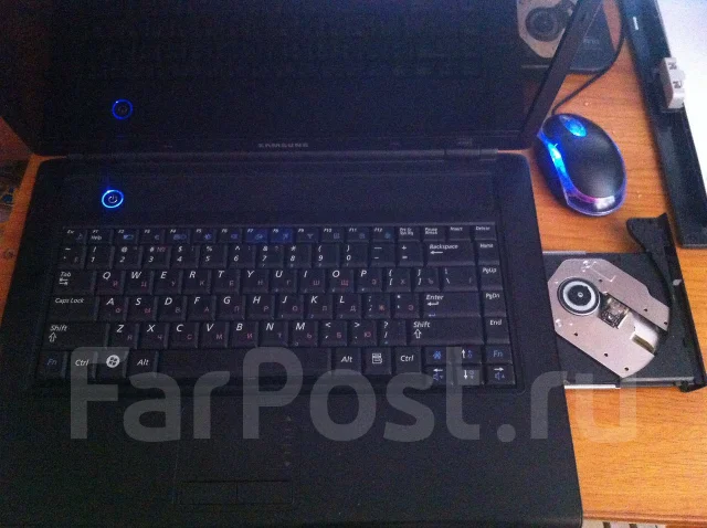 Samsung R505. ��� 512 ��, ���� 250���, WiFi: 1, Bluetooth: 1, ����������� �� 1��. ����