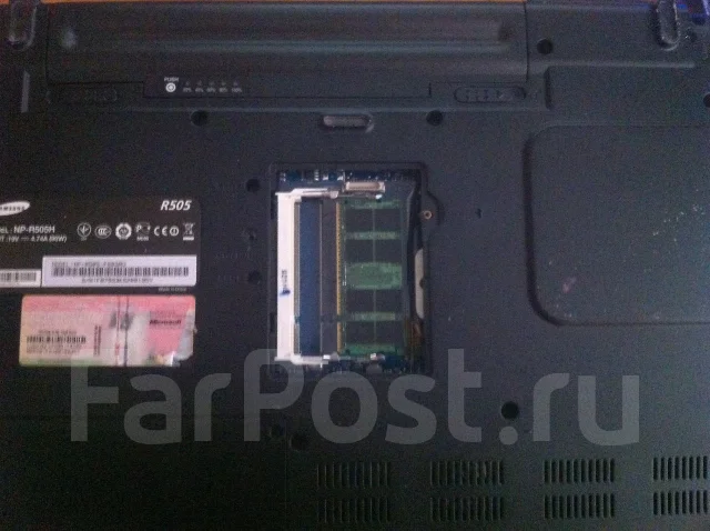 Samsung R505. ��� 512 ��, ���� 250���, WiFi: 1, Bluetooth: 1, ����������� �� 1��. ����
