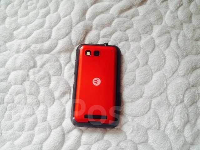 Motorola Defy+. �/� ����