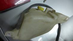 Расширительный бачок. Nissan Primera Nissan Primera Camino, P11, QP11, HNP11, HP11, WHNP11, WQP11, WP11, WHP11 Nissan Bluebird, HNU14, ENU14, SU14, QU...