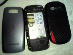 Nokia Asha 305. �/�