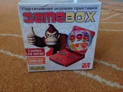 Nintendo Game Boy ����