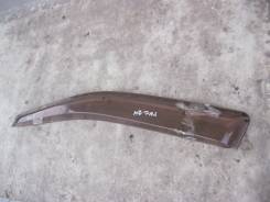 Ветровик. Nissan Serena, 24