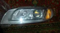 Volvo XC70 ����