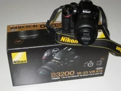 Nikon D3200 Kit. 20 � ����� ��, ���: 14� � ����� ����