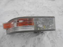 Повторитель поворота в бампер. Toyota Crown, 153