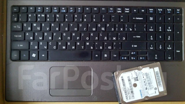 Acer Aspire 5560G. ��� 2048 ��, ���� 320���, WiFi: 1, Bluetooth: 1, ����������� �� 3��. ����