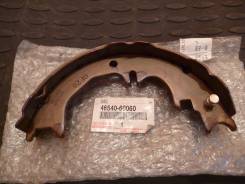 Колодка стояночного тормоза. Toyota: Hilux Surf, 4Runner, GX470, Land Cruiser, Land Cruiser Prado, Sequoia, FJ Cruiser Двигатели: 2TRFE, 5VZFE, 3RZFE...