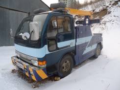 Nissan Condor. Продам эвакуатор частичной погрузки , 4 214 куб. см., 2 000 кг.