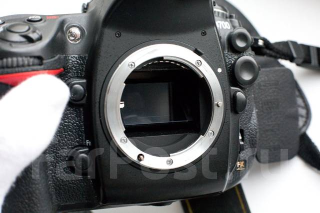 Nikon D700. 10 - 14.9  
