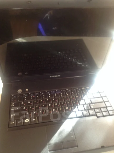Samsung R60 Plus. ��� 512 ��, WiFi: 1, ����������� �� 1��. ����