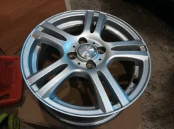 Weds Joker. 6.0x15", 4x100, ET45 ����