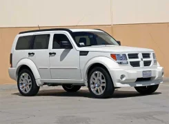 Dodge Nitro ����