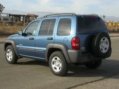 Jeep Liberty ����