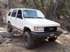 Isuzu Trooper ����