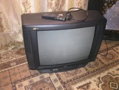 JVC. CRT (���)