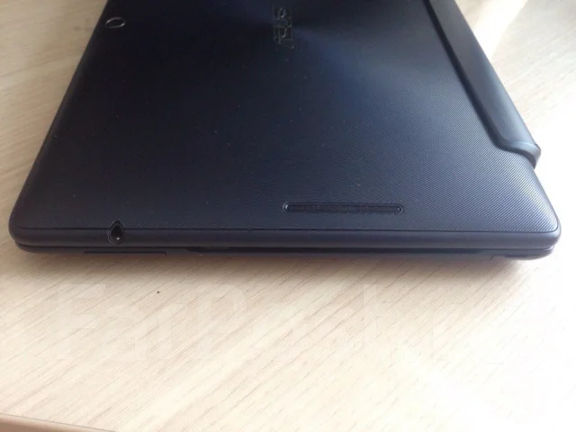 Asus Transformer Pad TF300TG 3G 32Gb ����