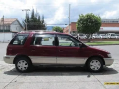 Mitsubishi Space Wagon ����