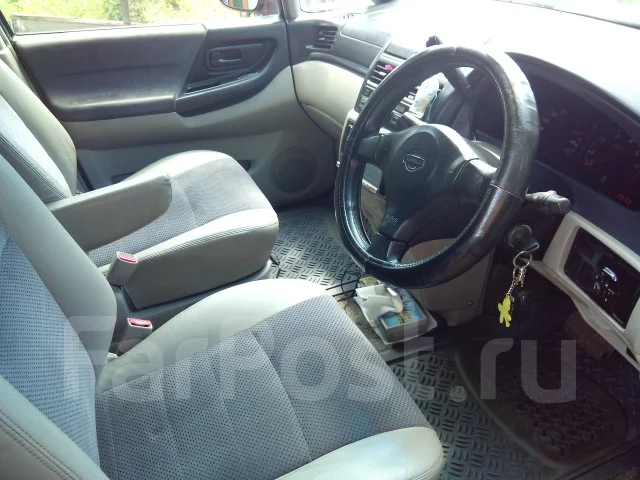 Nissan Bassara. �������, ��������, 2.4, ������ ����