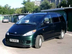 Toyota Previa ����