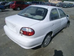 Kia Sephia ����
