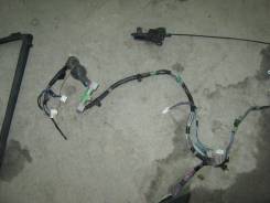 Проводка двери. Toyota Vitz Toyota Yaris