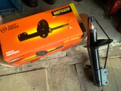 ������ ������ Toyota Corolla AE 90 100 110 48540-12490 ����