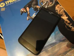 HTC One X+. �/�
