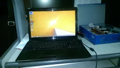 Asus X52JB. 2,3����, ��� 2048 ��, ���� 300���, WiFi, Bluetooth, ����������� �� 3��.