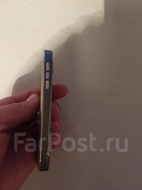 Nokia E72 ����