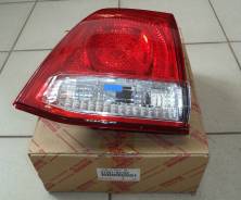 Вставка багажника. Toyota Land Cruiser, GRJ200, URJ200, URJ202, URJ202W, UZJ200, UZJ200W, VDJ200 Двигатели: 1GRFE, 1URFE, 1VDFTV, 2UZFE, 3URFE