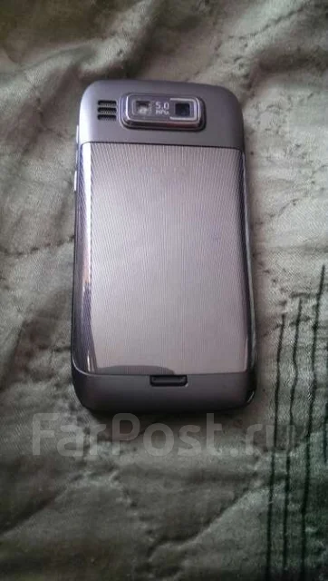 Nokia E72 ����