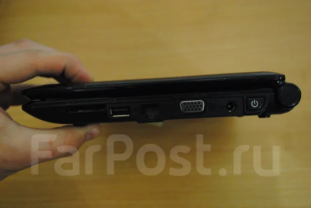 DNS Mini 0123274. 17����, ��� 1024 ��, ���� 250���, WiFi: 1, Bluetooth: 1, ����������� �� 2��. ����
