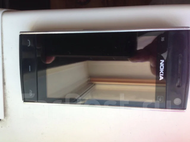 Nokia X6 ����