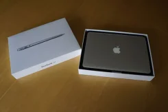Apple MacBook Air 13. 2,0����, ��� 2048 ��, ���� 128���, WiFi, Bluetooth, ����������� �� 10��. ��� ����� �� �������� ����� ����