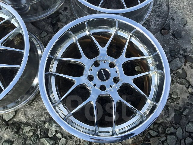 Primo. 8.5/9.5x19", 5x114.3, ET35/38, �� 73���. ����