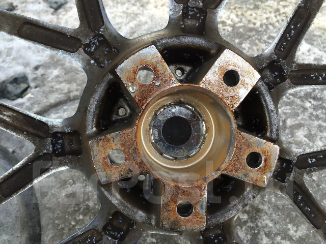 Primo. 8.5/9.5x19", 5x114.3, ET35/38, �� 73���. ����