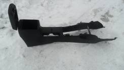 Подлокотник. Toyota Corolla Fielder, NZE141G Двигатель 1NZFE