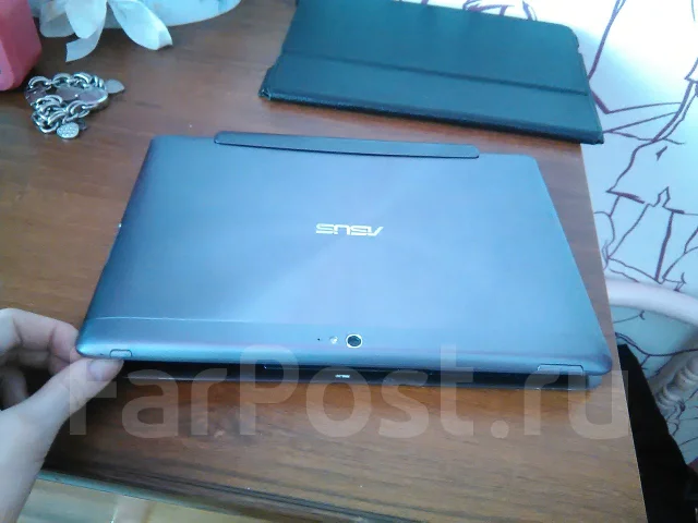 Asus Transformer Pad TF300TG 3G 16Gb ����